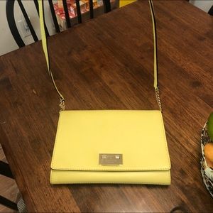 Kate spade crossbody large in size